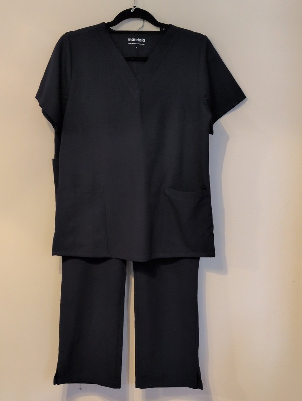 Mandala Women's Midnight Blue Scrub Top & Pants Set Size Medium